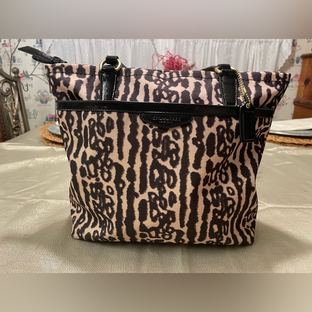 EUC COACH nylon Ocelot animal print shoulder bag with coach tag and dust bag